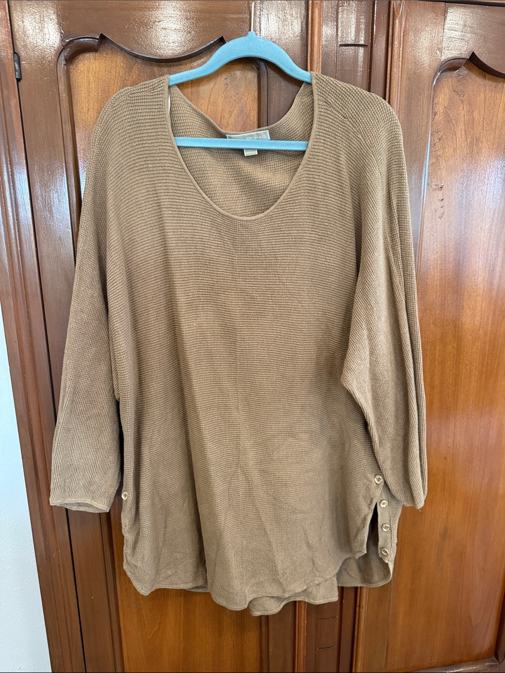 MICHAEL Michael Kors Camel Scoop-Neck Button-Side Knit Top